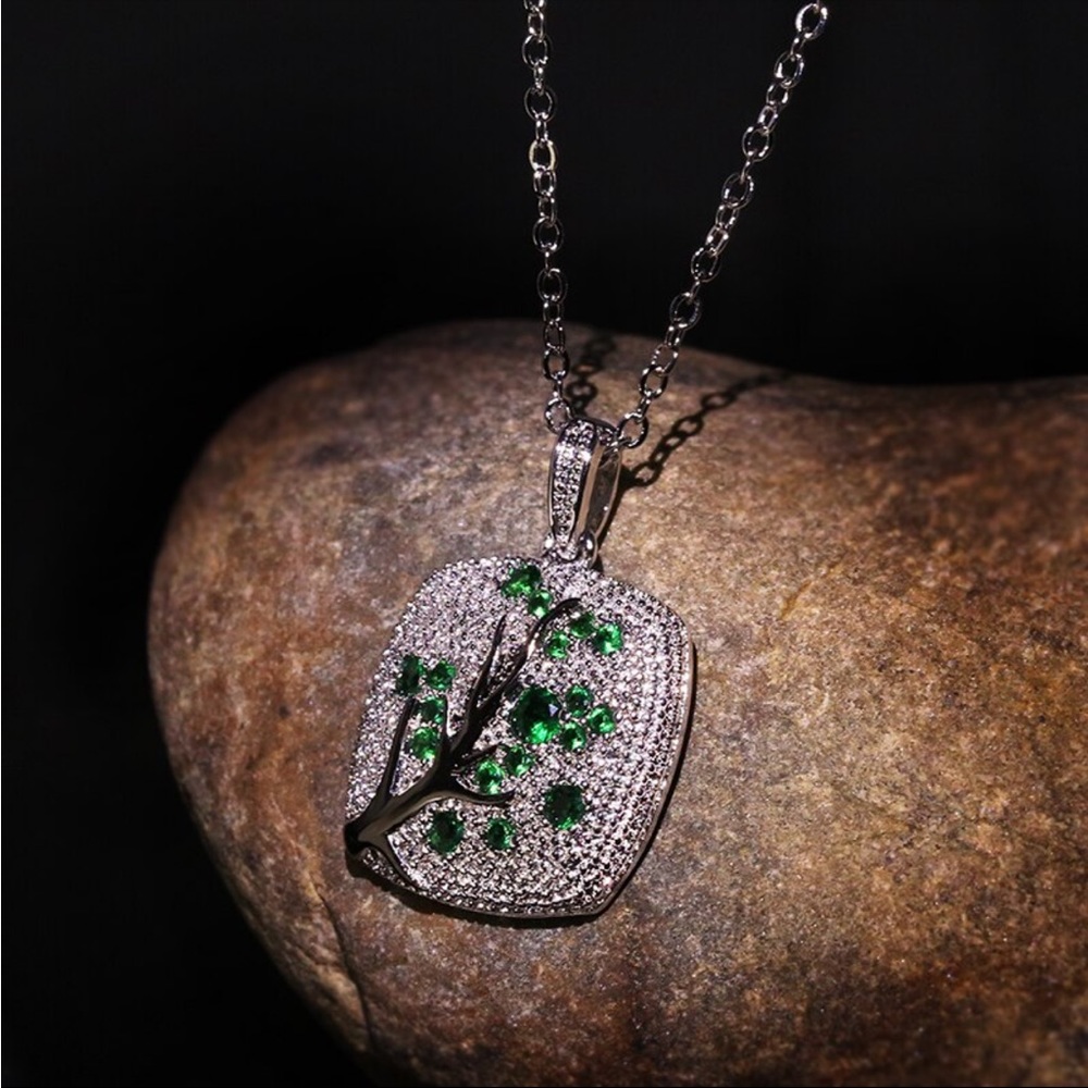 New Women’s Leaves Branch Tree CZ Diamond Necklace - Picture 2 of 4
